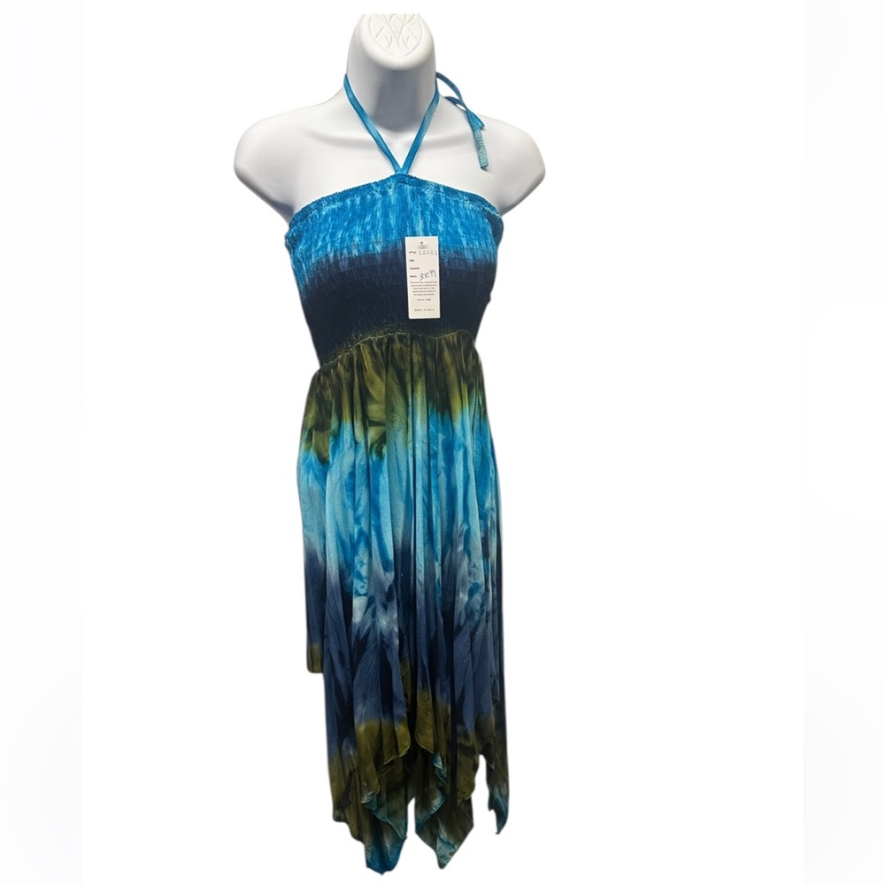 M/L Elegant Blue and Green Halter Dress. CL/GR05